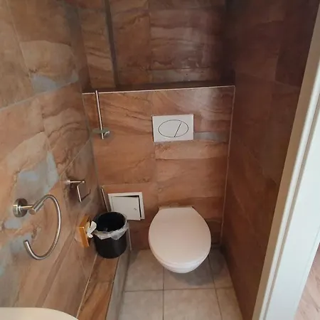 Lejlighedshotel Greygreen I - Privates Bad, Gemeinschaftskueche Und Aufenthaltsbereich